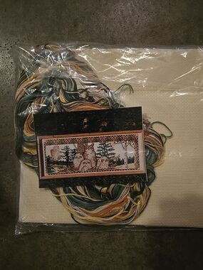 DESIGN WORKS  COUNTED CROSS STITCH KIT OWLs  #9432